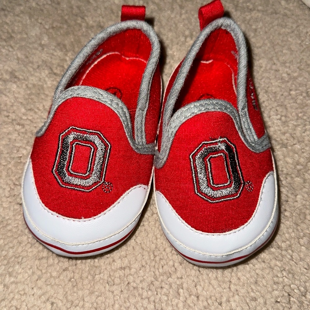 The Ohio State University, buckeyes crib, moccasin size 4 infant